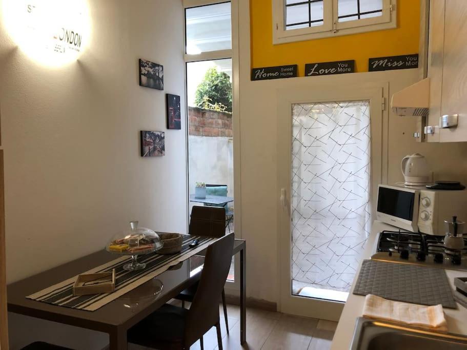 フェラーラPrincipe Ranocchio - Casa Nel Centro Storicoアパートメント エクステリア 写真